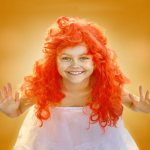 девочка с рыжими волосами